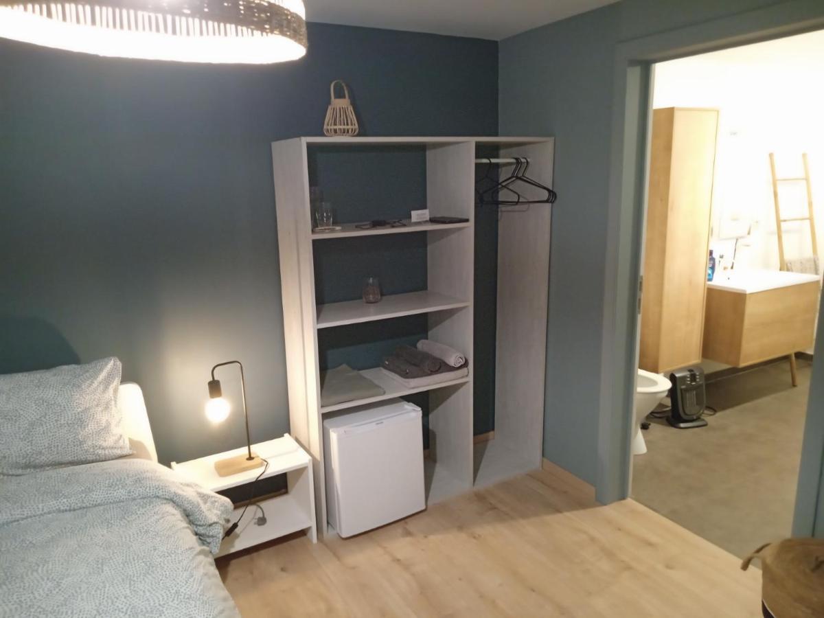 Le Vieux Noyer Bed & Breakfast Nassogne Bagian luar foto